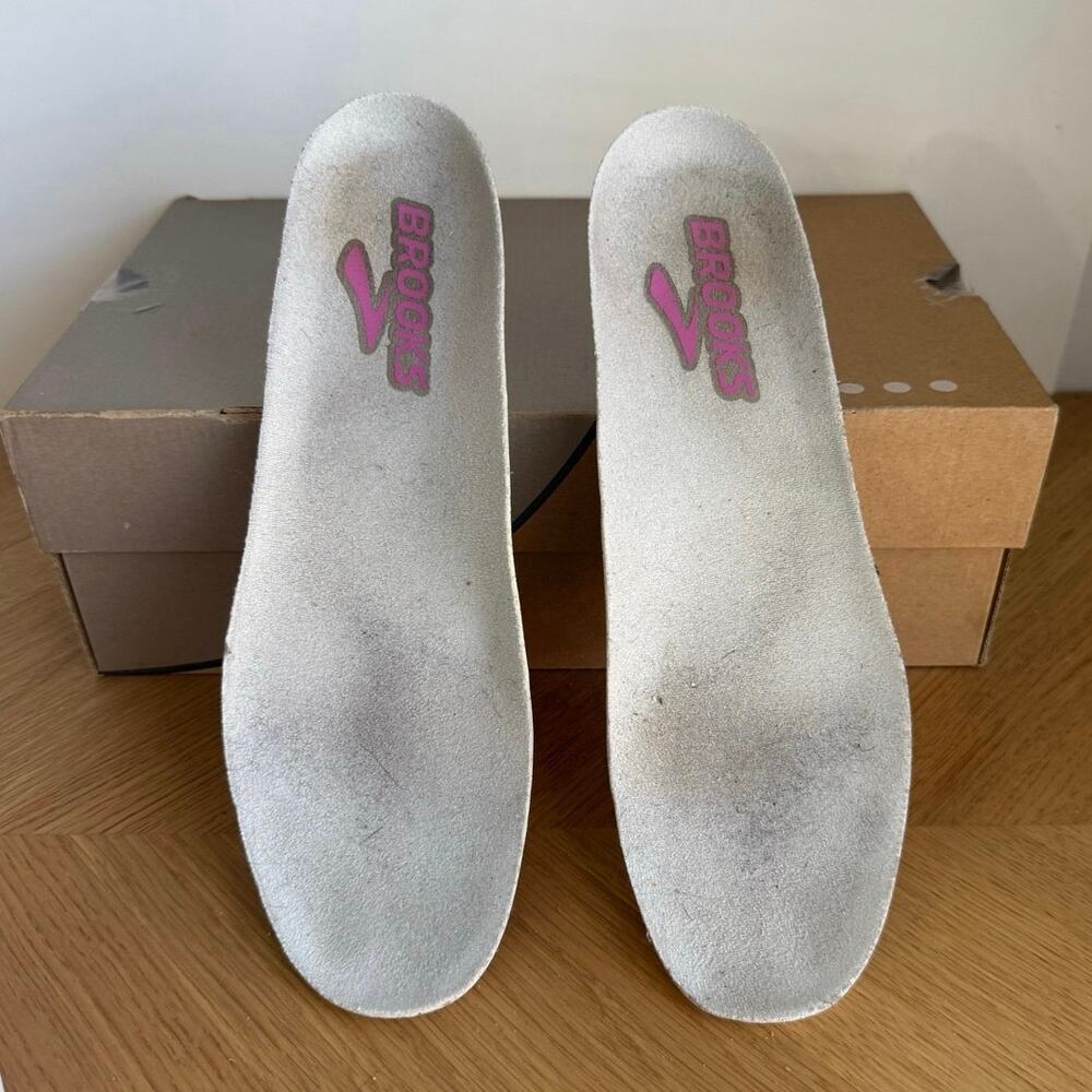 Brooks Ghost 17 Oyster/Apricot/Pink Women Running Sneakers- SZ 10.5 - Picture 6 of 12